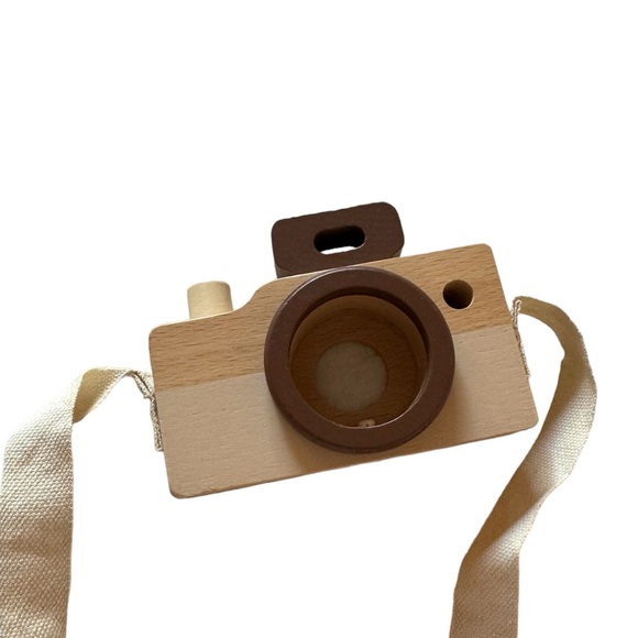 Coco Village Wooden Camera with Bag - Picture 8 of 10